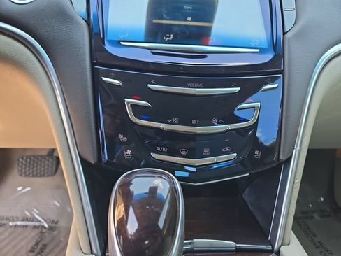 Used 2013 Cadillac XTS Luxury w/ Driver Awareness Package FWD image 26
