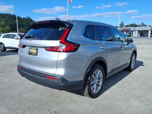 Used 2024 Honda CR-V EX image 16