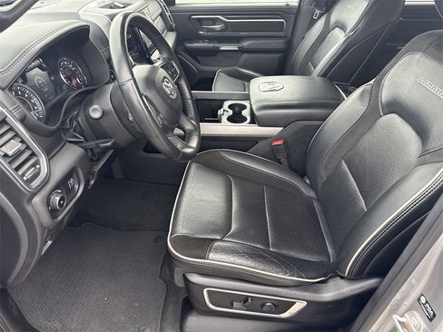 Used 2024 RAM 1500 Laramie image 10