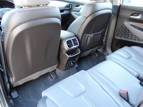 Used 2019 Hyundai Santa Fe FWD image 11