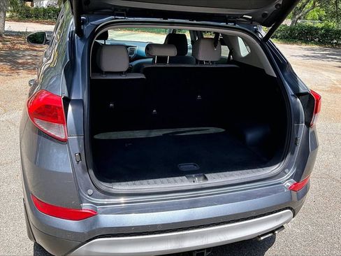 Used 2018 Hyundai Tucson Value FWD image 36