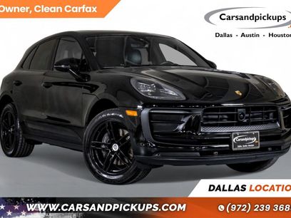 Used 2024 Porsche Macan T w/ Premium Plus Package