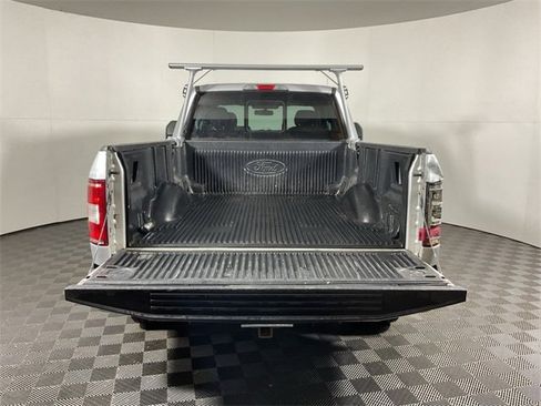 Used 2018 Ford F150 XLT w/ Equipment Group 302A Luxury image 11