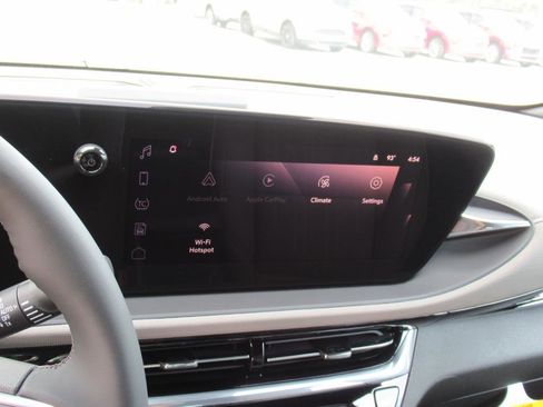 Used 2025 Buick Envista Avenir image 22