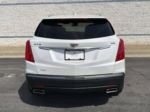 Used 2018 Cadillac XT5 Luxury w/ Driver Awareness Package FWD image 6