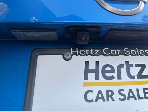 Used 2025 Nissan Sentra SV image 27