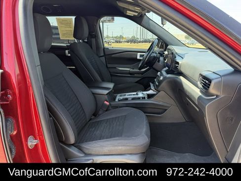 Used 2020 Ford Explorer XLT RWD image 31