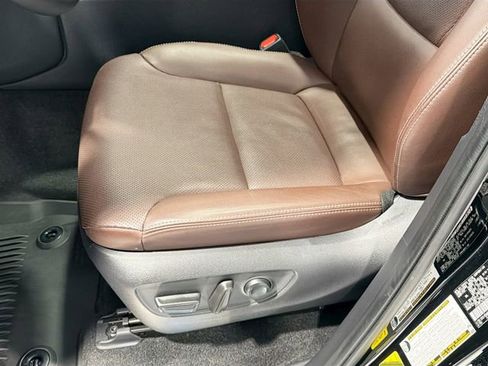 Certified 2025 Toyota Land Cruiser image 16