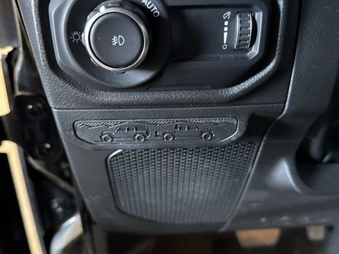 Used 2024 Jeep Wrangler Sport S image 26