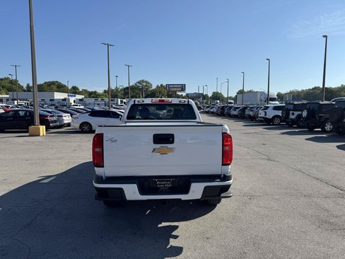 Used 2020 Chevrolet Colorado LT w/ Safety Package RWD image 4