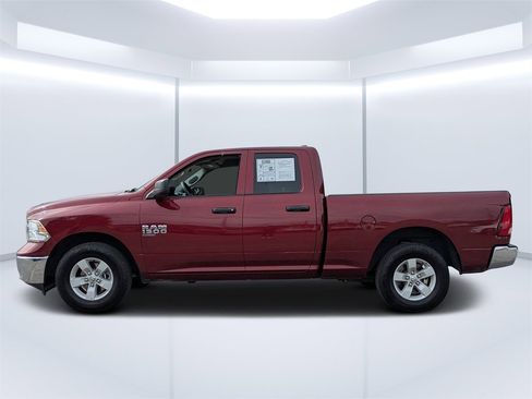 Used 2024 RAM 1500 Classic SLT image 6