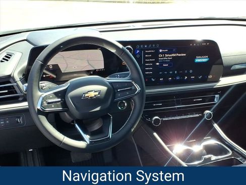 New 2026 Chevrolet Traverse LT FWD image 2