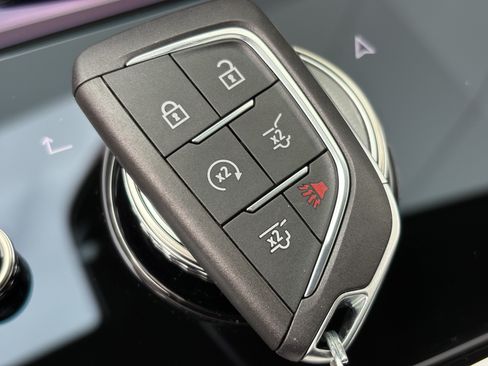 New 2026 Cadillac Escalade Luxury AWD/4WD image 36