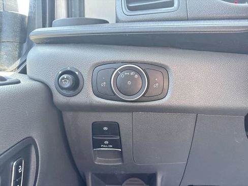 Certified 2023 Ford Transit 250 Medium Roof image 28
