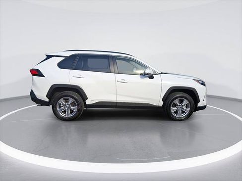 Certified 2025 Toyota RAV4 XLE w/ Convenience Package AWD/4WD image 11