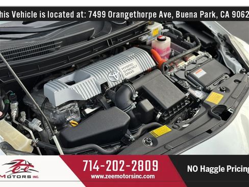 Used 2015 Toyota Prius Four FWD image 54