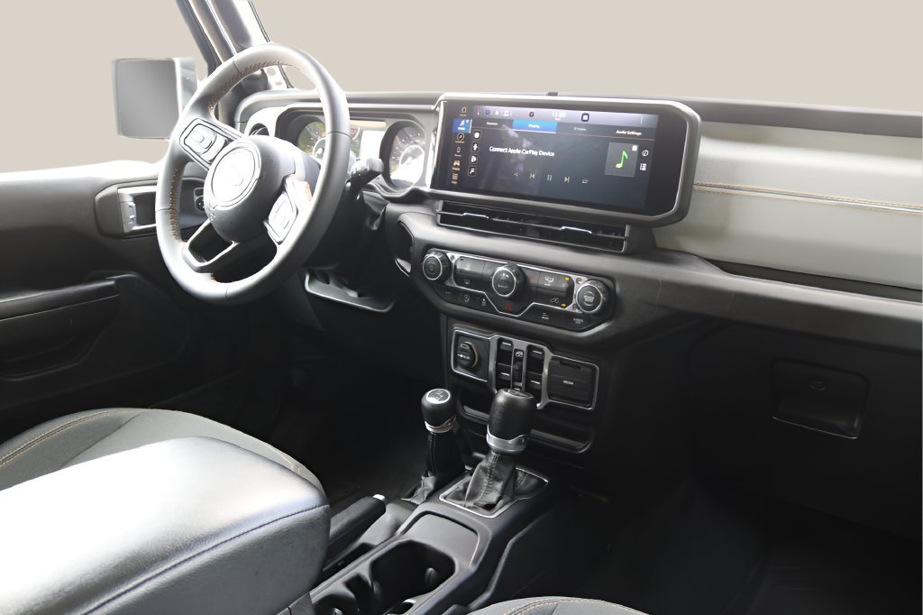 Used 2024 Jeep Wrangler Unlimited Sport AWD/4WD image 19