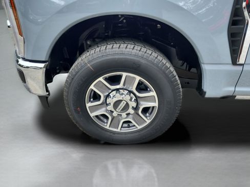 New 2026 Ford F250 Lariat image 25