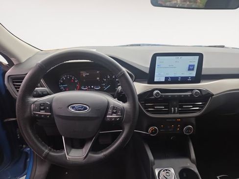 Used 2021 Ford Escape SE FWD image 10