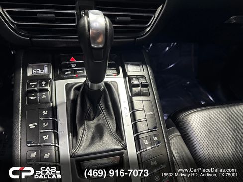Used 2020 Porsche Macan S AWD/4WD image 37