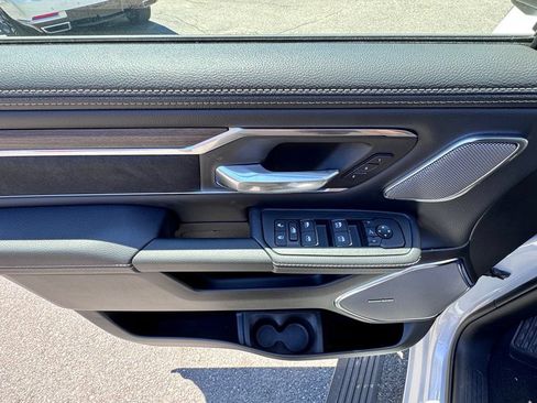 New 2026 RAM 1500 Laramie AWD/4WD image 10