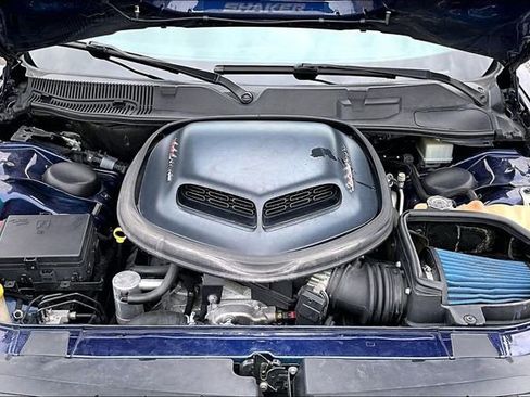 Used 2016 Dodge Challenger R/T Scat Pack RWD image 30