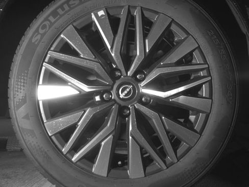 Used 2025 Nissan Altima 2.5 SV image 15