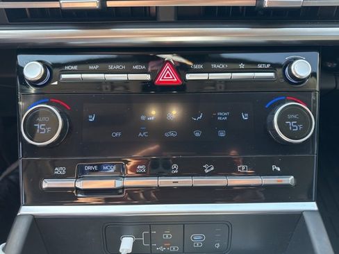 Used 2024 Hyundai Santa Fe XRT image 8