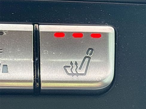 Used 2019 Mercedes-Benz GLE 400 4MATIC w/ Premium 1 Package image 22