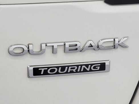 Used 2025 Subaru Outback Touring w/ Tech Package 3 image 9