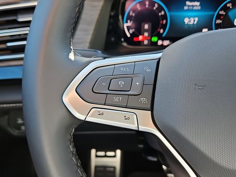 New 2026 Volkswagen Atlas SEL Premium R-Line image 18