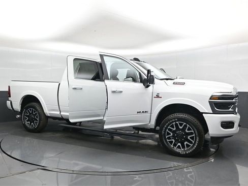 New 2026 RAM 2500 Limited image 41