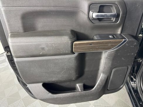Used 2019 Chevrolet Silverado 1500 RST AWD/4WD image 25