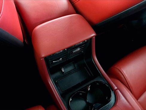 Used 2018 Maserati GranTurismo Convertible image 32