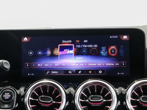 Used 2023 Mercedes-Benz GLA 250 image 14