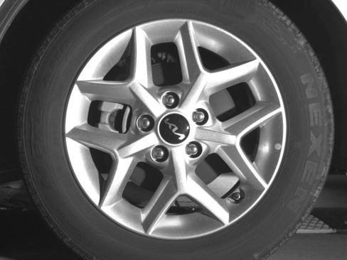 Used 2025 Kia Soul LX w/ LX Technology Package FWD image 12