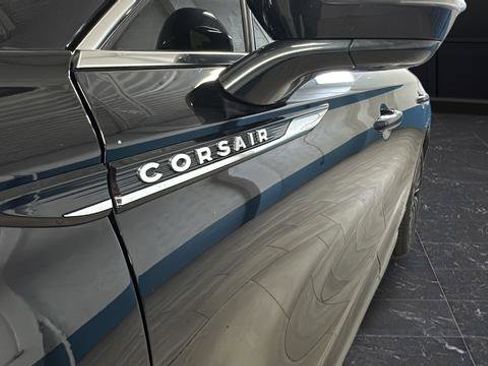 Used 2021 Lincoln Corsair Reserve AWD/4WD image 40