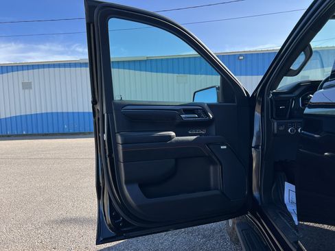 Used 2022 GMC Sierra 1500 AT4 w/ AT4 Premium Package AWD/4WD image 14
