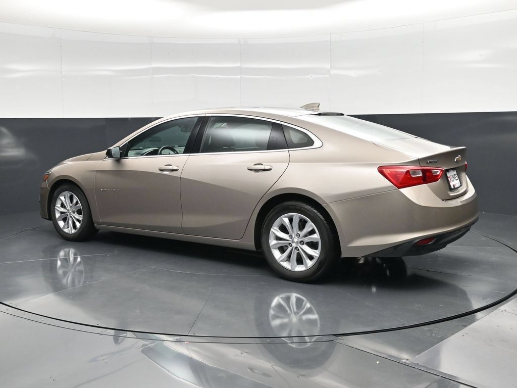 Used 2024 Chevrolet Malibu LT FWD image 9