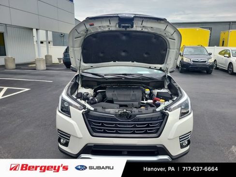 Certified 2023 Subaru Forester Touring AWD/4WD image 16