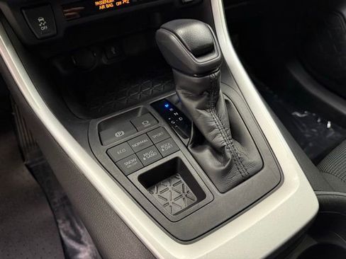 Used 2020 Toyota RAV4 LE w/ All Weather Liner Package image 16