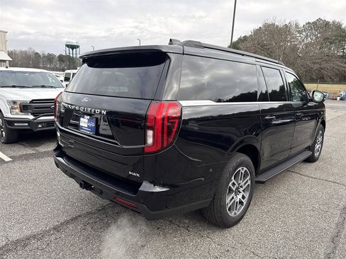 Used 2025 Ford Expedition Max Active image 7