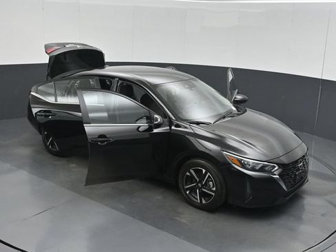 Used 2025 Nissan Sentra SV FWD image 58