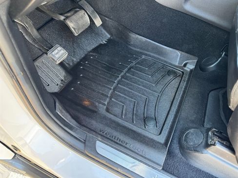 Used 2019 Jeep Grand Cherokee Limited image 17