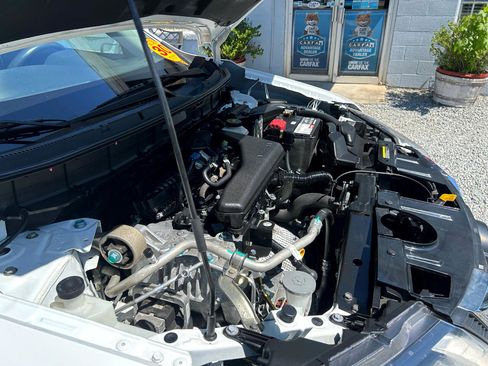 Used 2017 Nissan Rogue S image 24