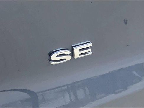 Used 2021 Ford EcoSport SE w/ SE Convenience Package FWD image 10