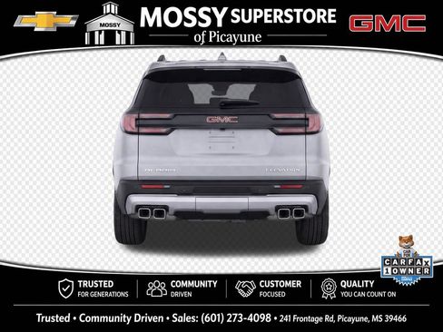 Used 2026 GMC Acadia Elevation w/ Elevation Premium Package FWD image 9