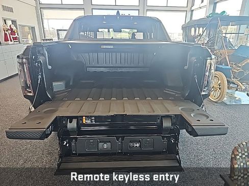 New 2025 GMC Hummer EV 3X w/ Extreme Off-Road Package AWD/4WD image 4