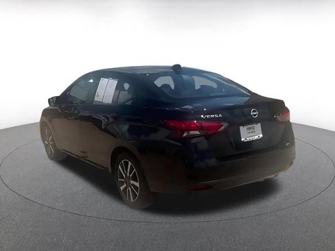Used 2025 Nissan Versa SV FWD image 10