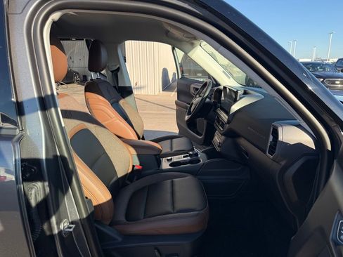 New 2025 Ford Bronco Sport Outer Banks w/ Outer Banks Tech Package+ AWD/4WD image 18